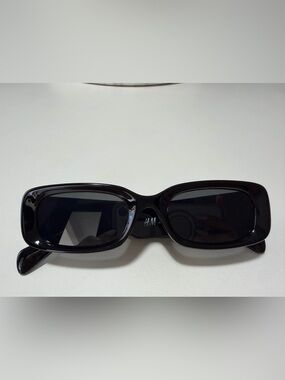 H&M Black Gloss Rectangular Sunglasses